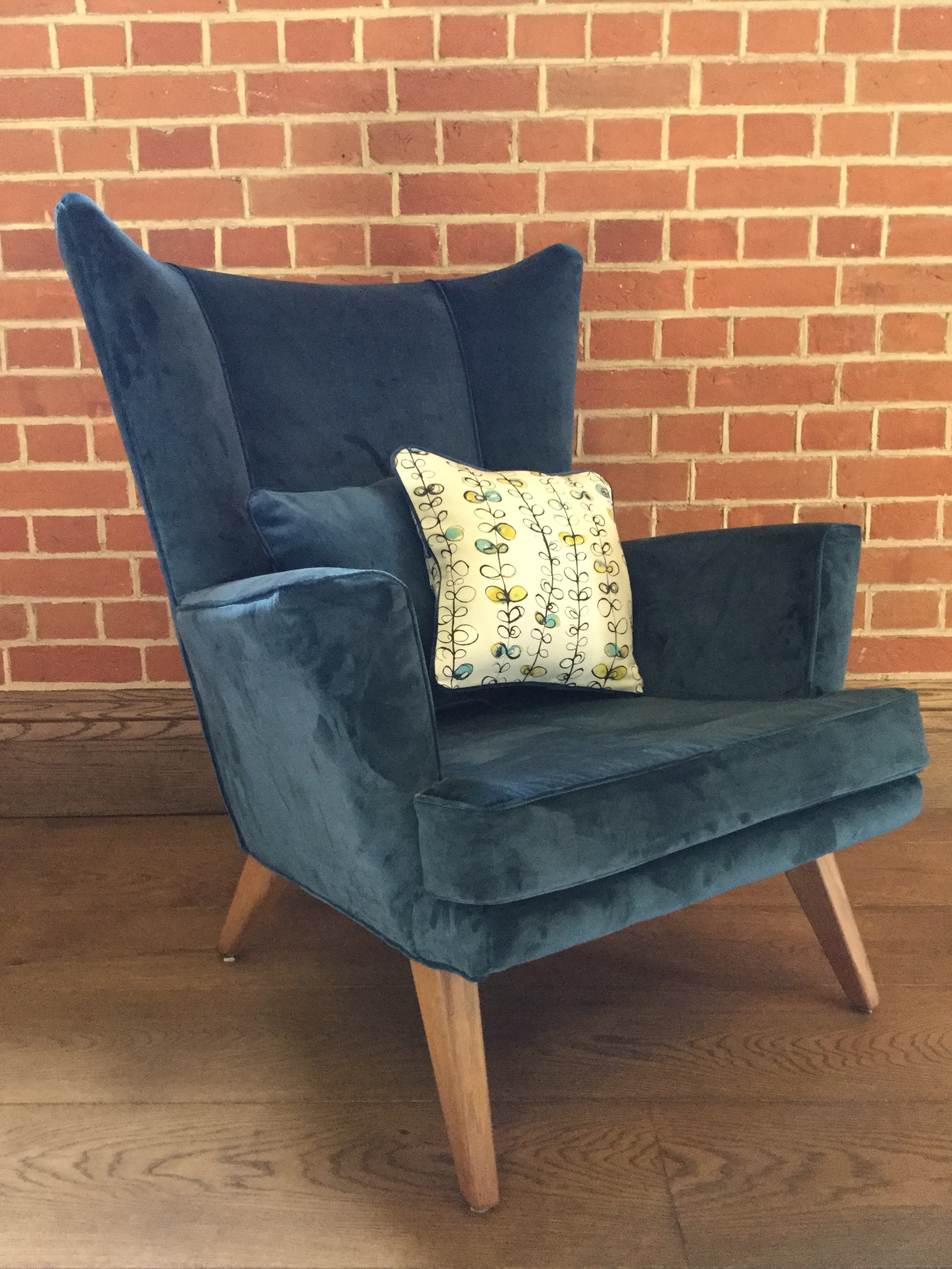 E Gomme 1950s Wingback