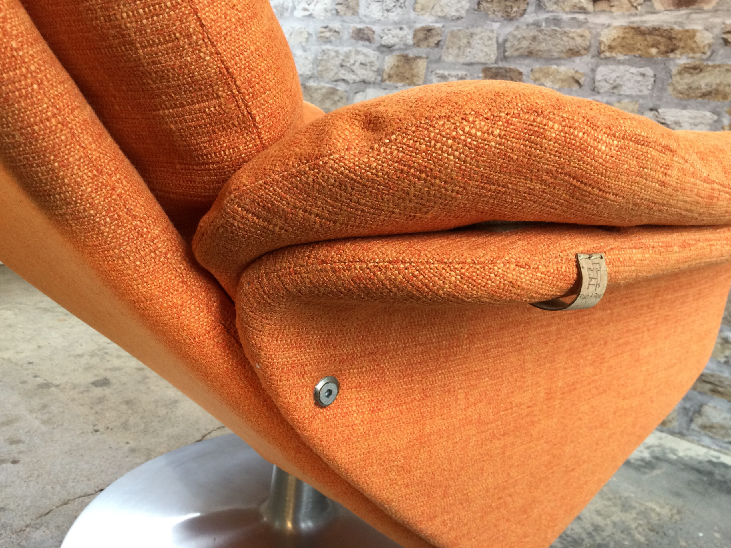 20th Century Dux Swivel Chair in Vibrant Orange