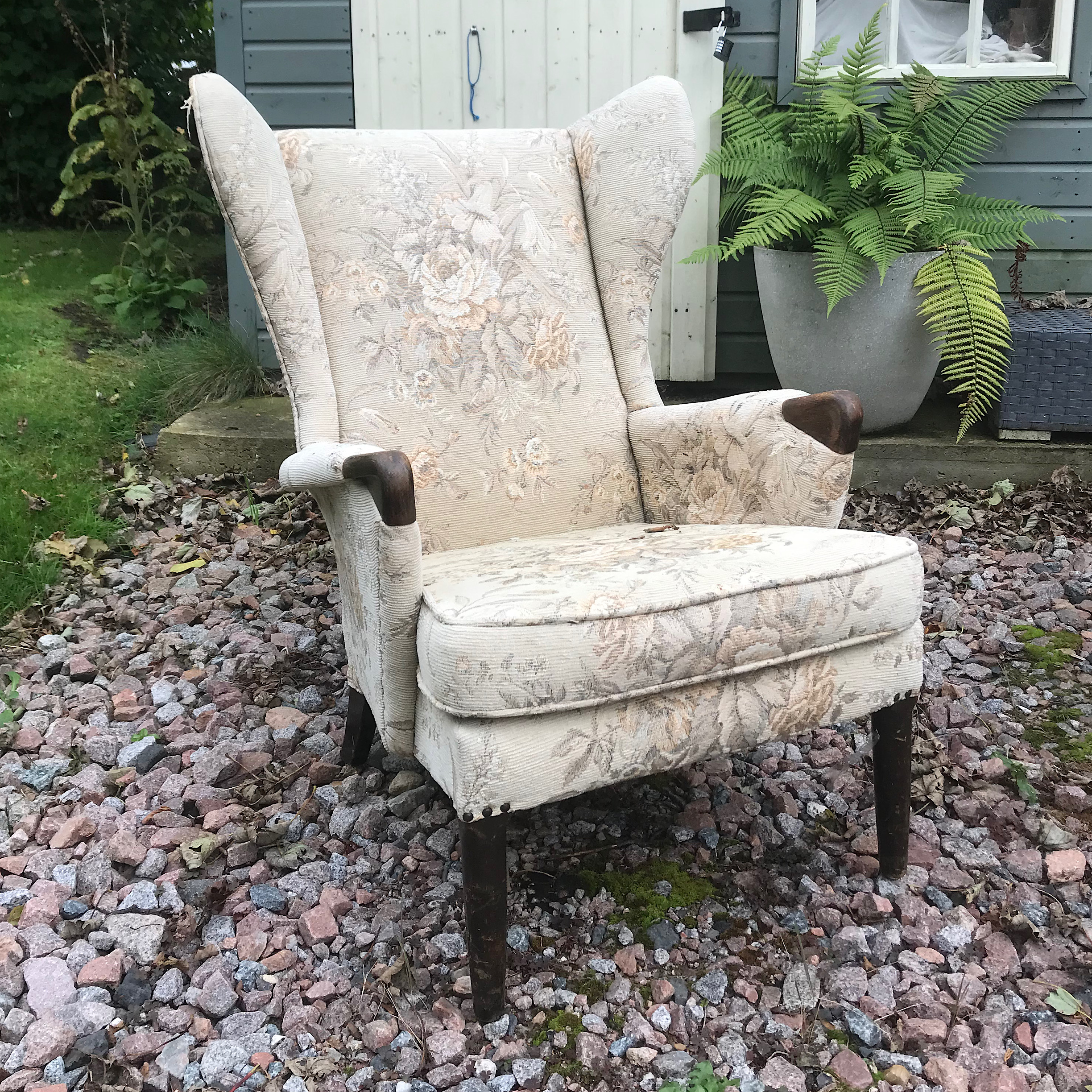 Parker Knoll Papa Bear Chair before refurb
