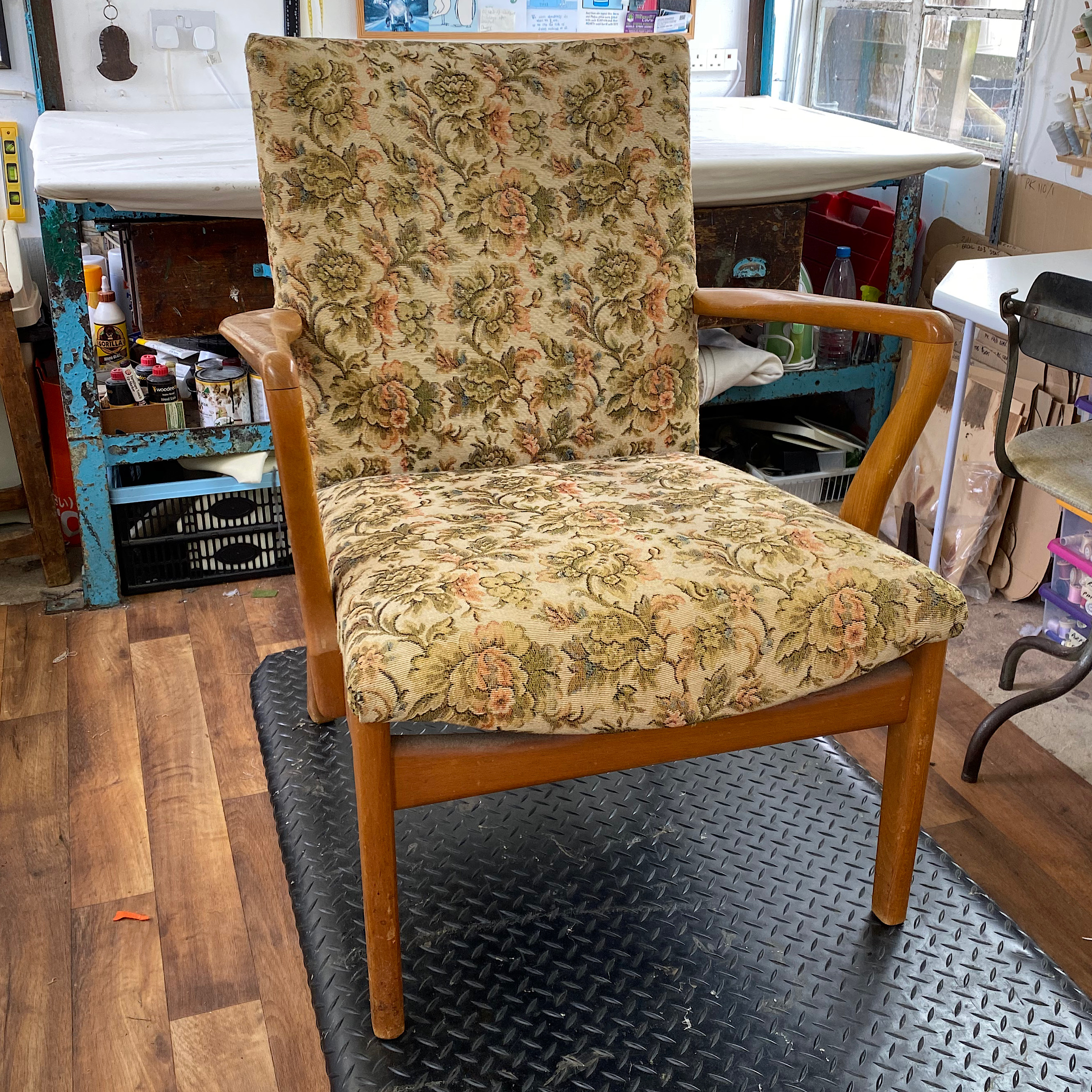 Mid Century Parker knoll PK 754 Chair before refurb