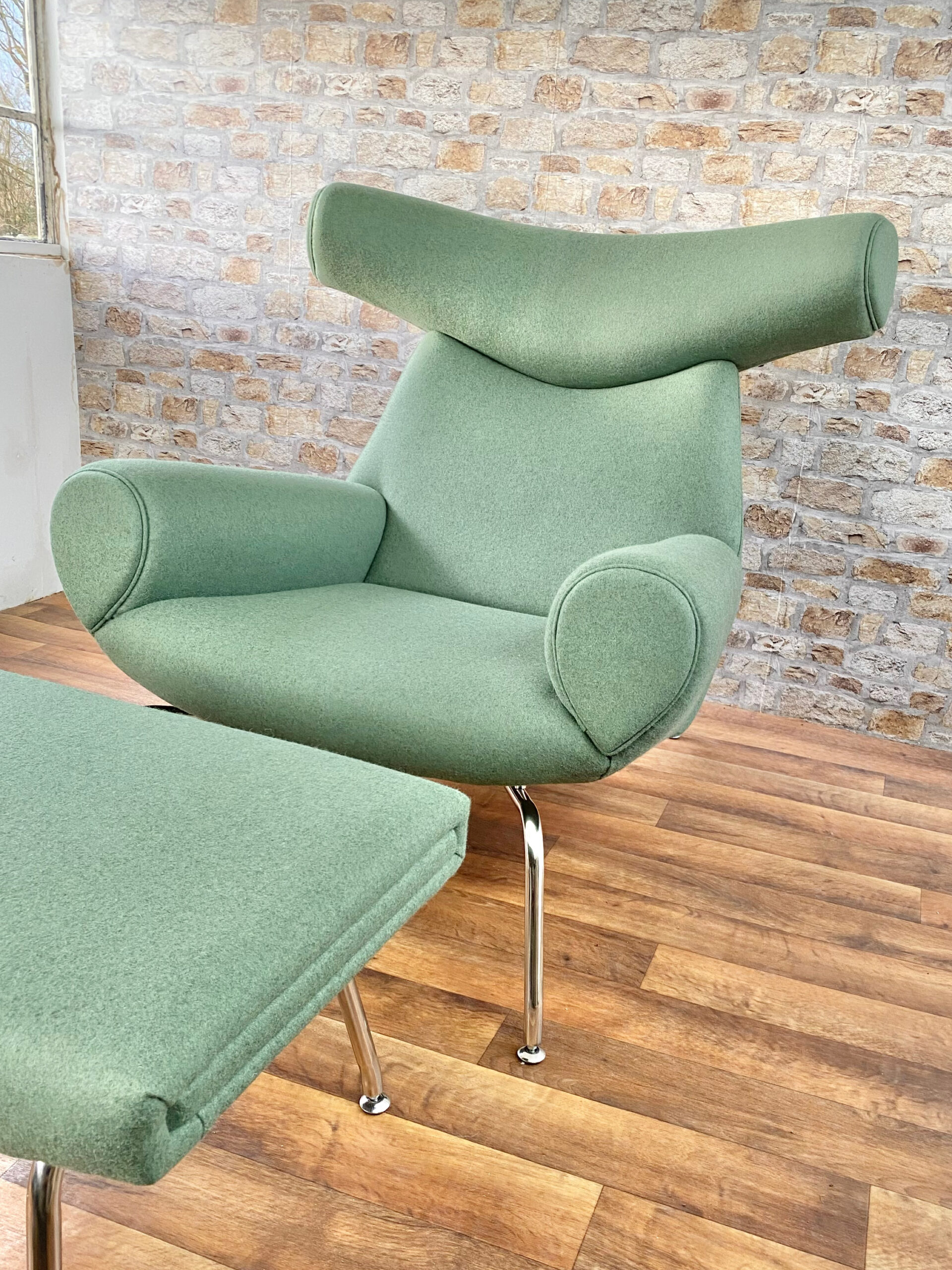 Replica Hans J Wegner Ox Chair & Ottoman