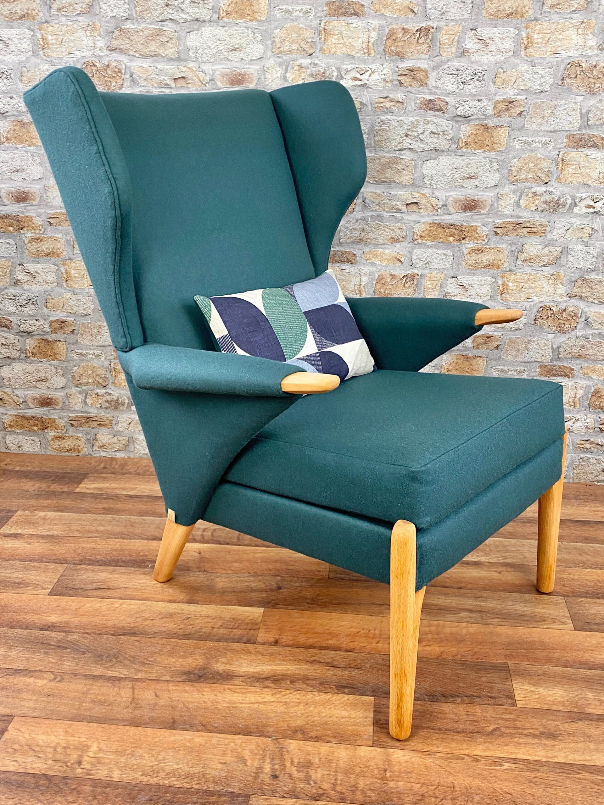 Parker Knoll PK 900/6 Chair Parker Knoll PK 900/6 Chair