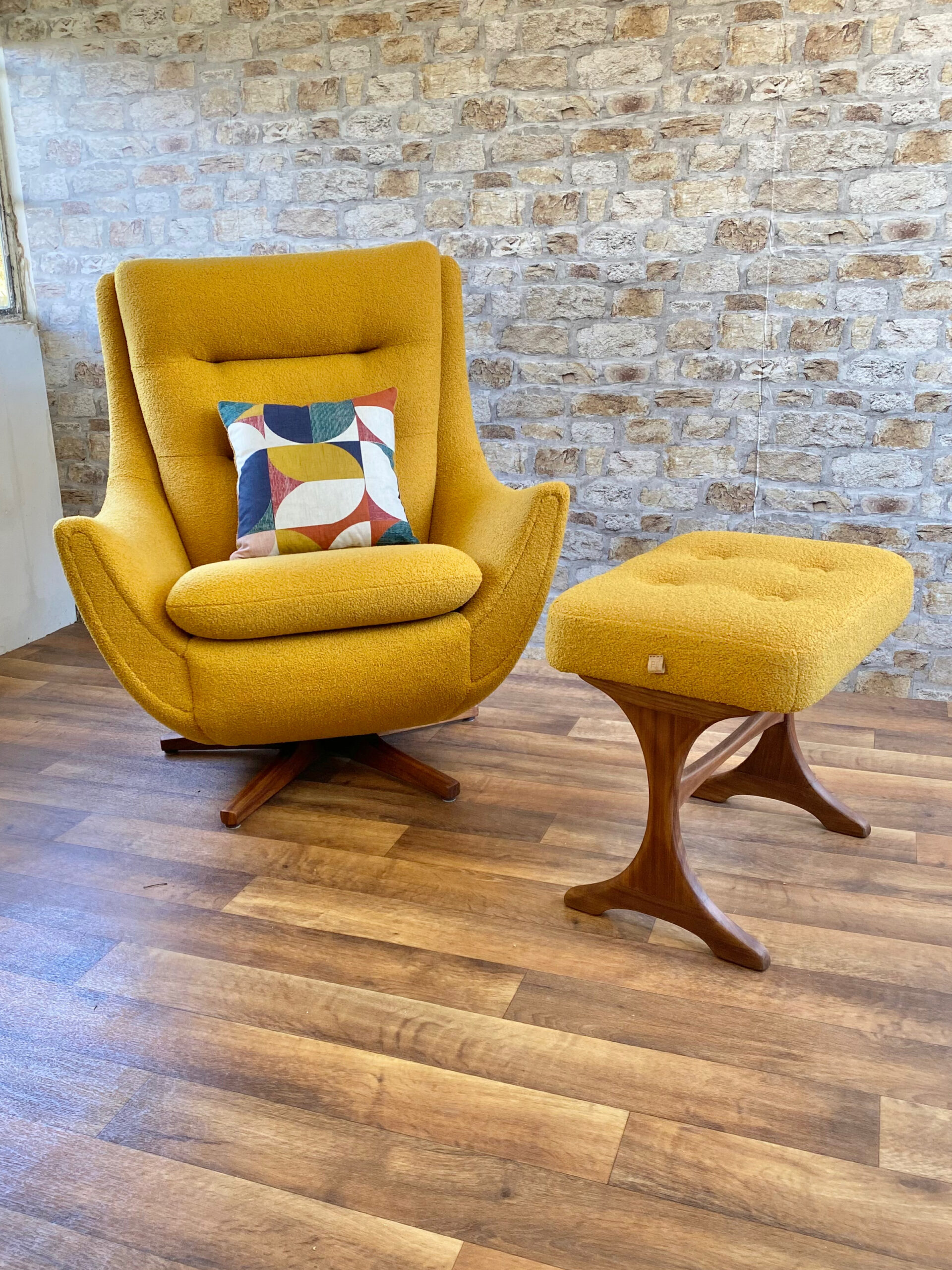 Parker Knoll 110/1 Chair & Footstool